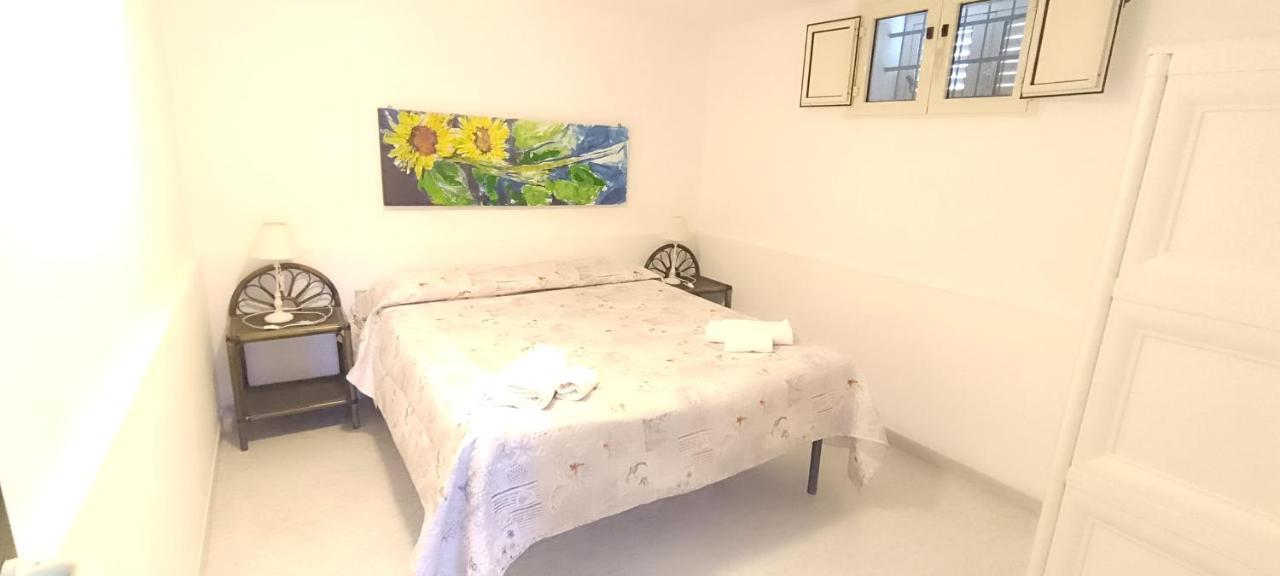 Orosei Re - Villa Aurora Rimedia A 50 Metri Dal Mare 外观 照片